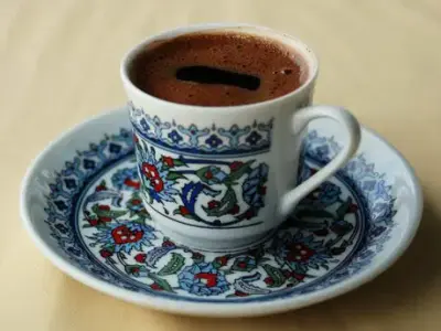 Damla Sakızlı Türk Kahvesi