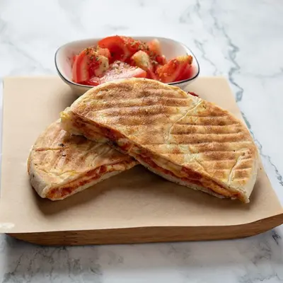 Bazlama Karışık Tost